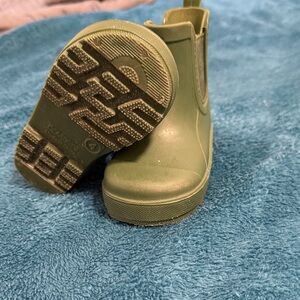 BearPaw Kids Olive Green Rain Boots